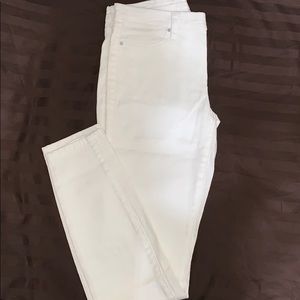 Cream colored skinny jeans from BlankNYC